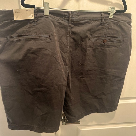 NEW WITH TAG - American Eagle Next Level Flex Shorts Grey size 44 - Picture 2 of 6